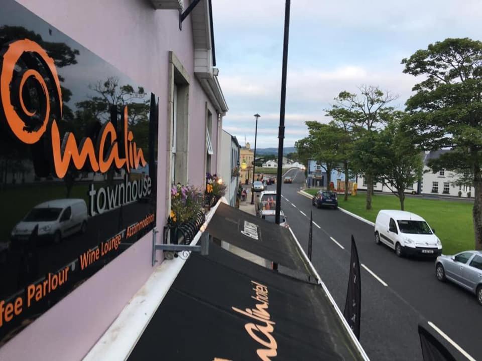 Malin Townhouse Guest House Exterior foto